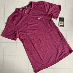 Nike Breathe Dri-Fit
